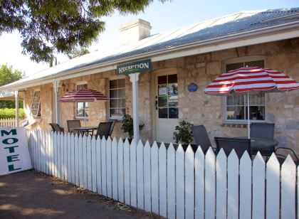 Guichen Bay Motel