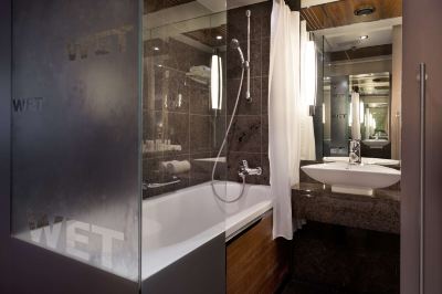 Standard Room Radisson Blu Hotel Olümpia Photo