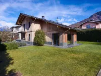 Woodhouse Hotels in Colico