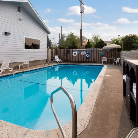 Red Lion Inn & Suites Grants Pass