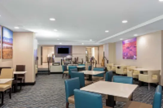 La Quinta Inn & Suites by Wyndham Denver Aurora Medical