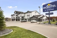 Microtel Inn & Suites by Wyndham Blackfalds Red Deer North Hoteles en Lacombe