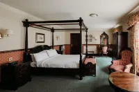 Millfields Hotel Hotels near Waltham Windmill