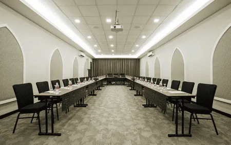 Humaira Hotel Отели рядом с достопримечательностью «Хомстей Аунер»