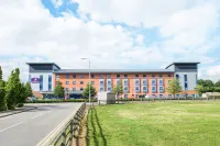 Banbury (M40, J11)