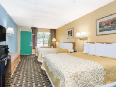 Days Inn by Wyndham Clayton Hotels in Rabun County