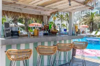 The Savoy Hotel & Beach Club - bar