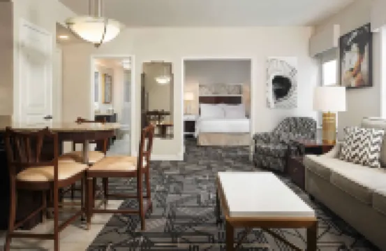 Hilton Grand Vacations at McAlpin-Ocean Plaza Hotels in Miami Beach