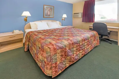 Days Inn by Wyndham Henrietta/Rochester Area