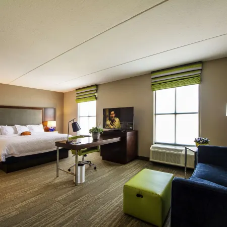 Hampton Inn & Suites Foxborough -Mansfield