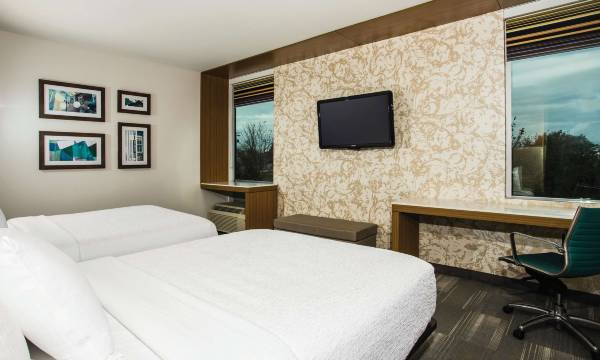 La Quinta Inn & Suites by Wyndham Winchester