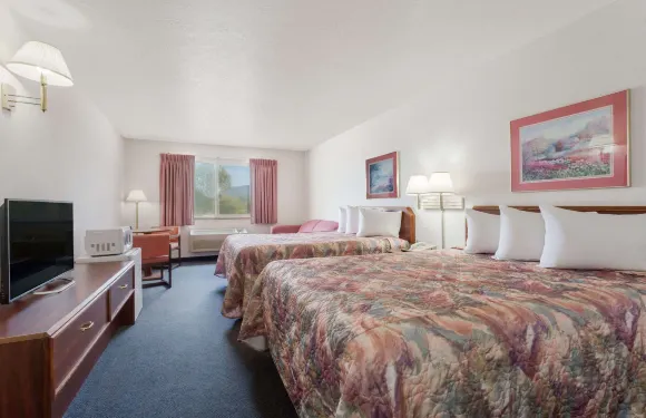 託裏國會礁戴斯酒店