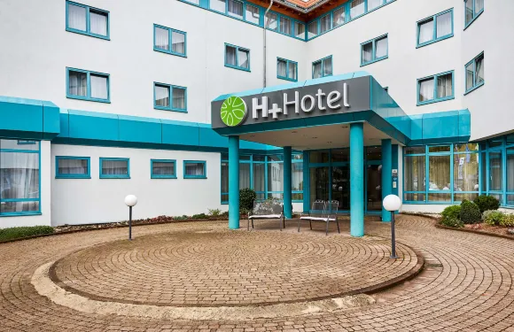 荷倫伯格斯圖加特H+酒店