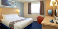 Travelodge Kinross M90 - Double Room