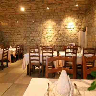 Logis Hotel Restaurant Family & Spa Dining/Meeting Rooms
