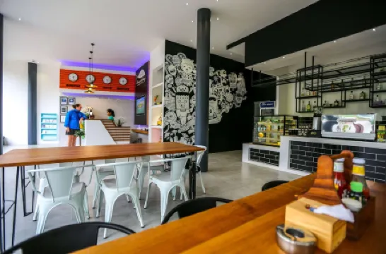 Chaantalay Hotel Отели рядом с достопримечательностью «Sup Tao, Stand Up Paddle Boarding»