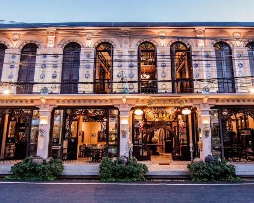 Songkhla Tae Raek Antique Hotel Hotels near Laem Samila