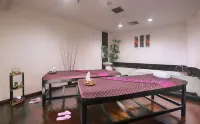 Quest Hotel Darmo Surabaya - spa