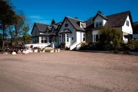 Glen Clova Hotel & Luxury Lodges Hotels near Kirriemuir Forest