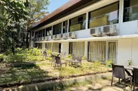 Purohit Holiday Resort Hoteller i Hudco Colony