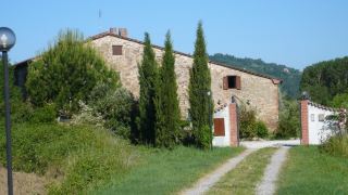 maremma-2-apt-in-tuscany-with-garden-and-pool