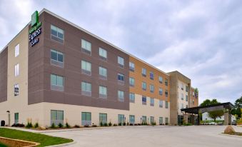 Holiday Inn Express & Suites Ottumwa