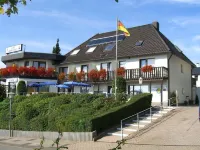 Themen Hotel Terrassen Cafe Hotels in Wennigsen