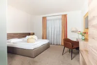 Simon - Hotel & Café فنادق في Kirchschlag
