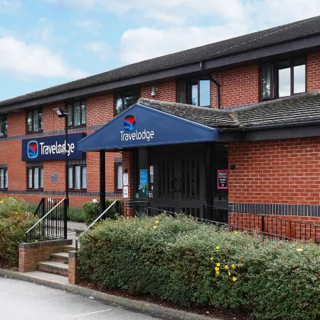 Travelodge Birmingham Yardley Отели рядом с достопримечательностью «Сайрхолл Милл»