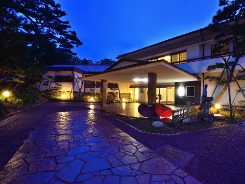 Hotel Hagoromo - parking