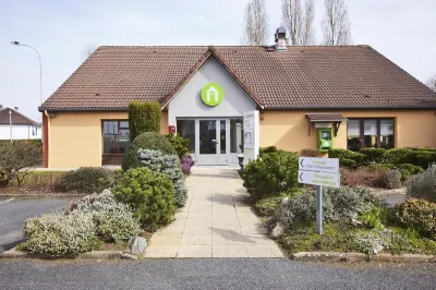 Kyriad Fontenay Tresigny Hotels in Saint-Ouen-en-Brie