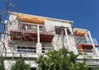 Apartments Neve