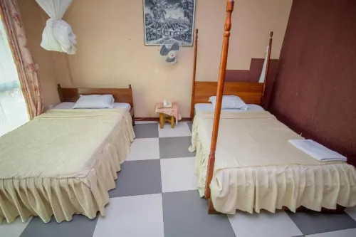 La Grand Chez Johnson Hotel Muyenga