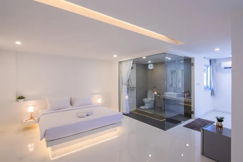 The White Hotel by Charoensri