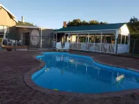 Die Kleipot Guest House Hotels in Pixley Ka Seme