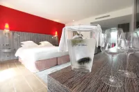 Les Maritonnes Parc & Vignoble Hotels in Saint-Jean-d'Ardières