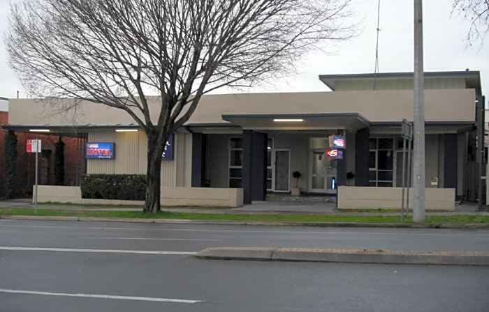 Clifton Motel