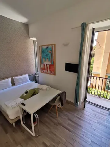 อิล บีแอนด์บี เดลลา แมมมา โรงแรมใกล้วิลลา Villa Torlonia