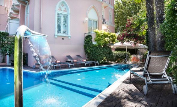 Hotel Milton RiminiHotel Overview