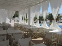 Porto Scoutari Romantic Hotel