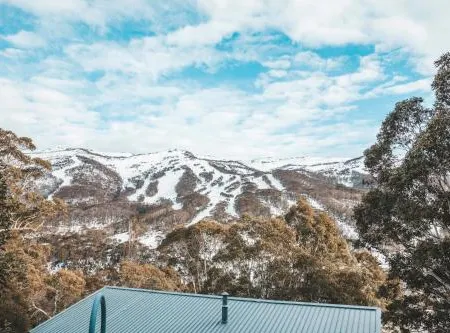 Bernti's Mountain Inn