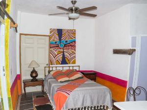 Casa Artista BnB Manzanillo