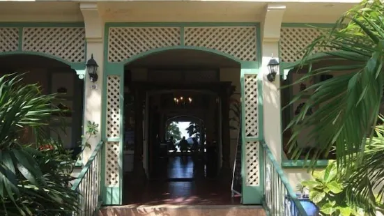 The Pasanggrahan Royal Boutique Hotel