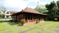 The Cangkringan Jogja Villas & Spa Hotels in Argomulyo