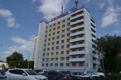 Sfera Hotel Chelyabinsk Elevator of State Bank附近的飯店
