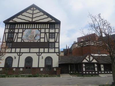 Hotel Exterior Urbana Landmark Hotel Photo