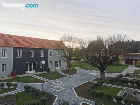 樂村杜燈塔酒店