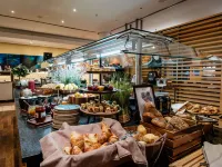 Radisson Blu Hotel, Hannover Hotels near Anderten