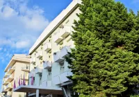Hotel Bamby Các khách sạn gần Bagno 26