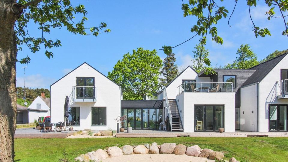 "Benna" - 120m from the Sea